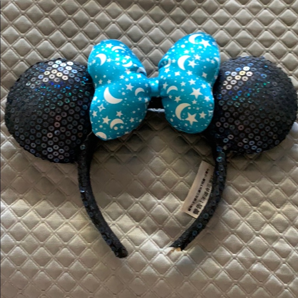 Black and blue bow Disney Ears
